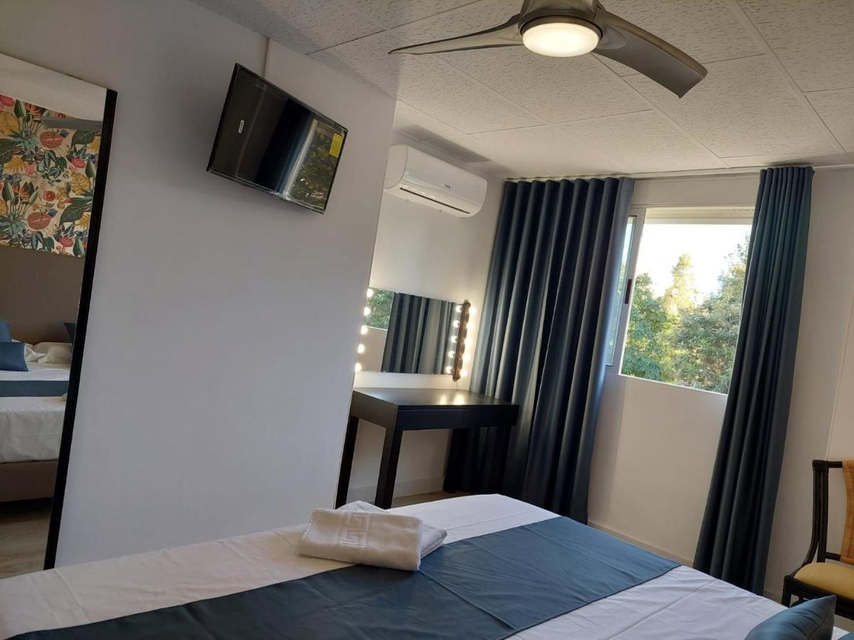 Hostal Garden Rous パイポルタ エクステリア 写真