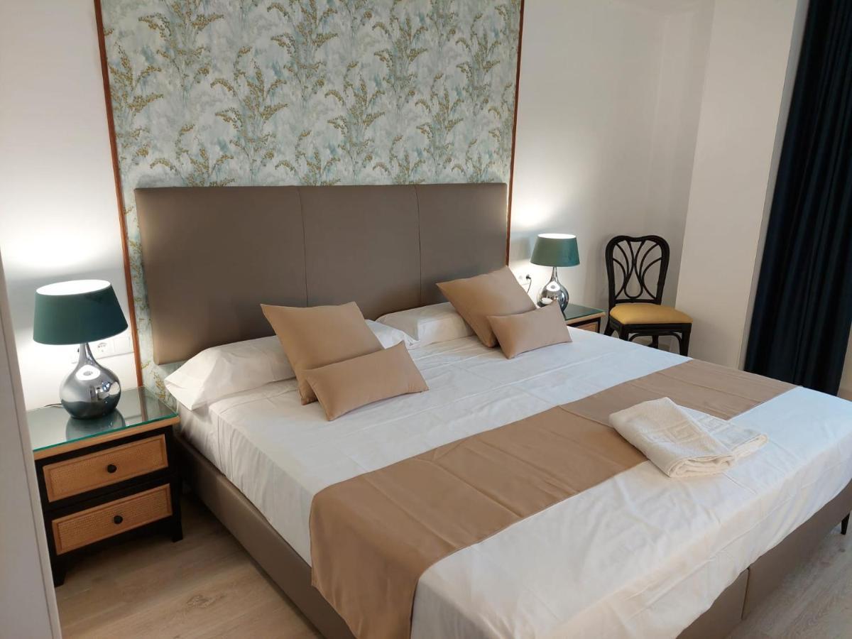 Hostal Garden Rous パイポルタ エクステリア 写真