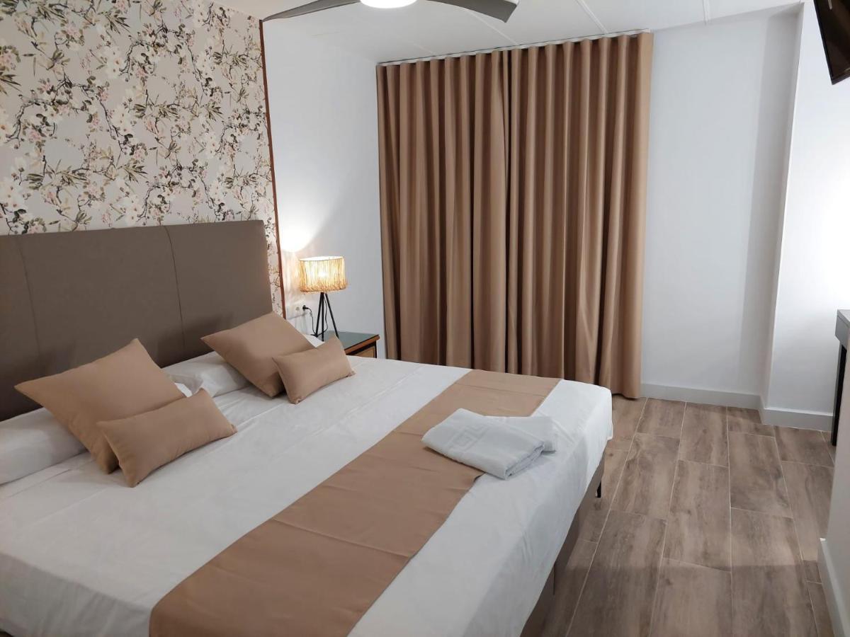 Hostal Garden Rous パイポルタ エクステリア 写真