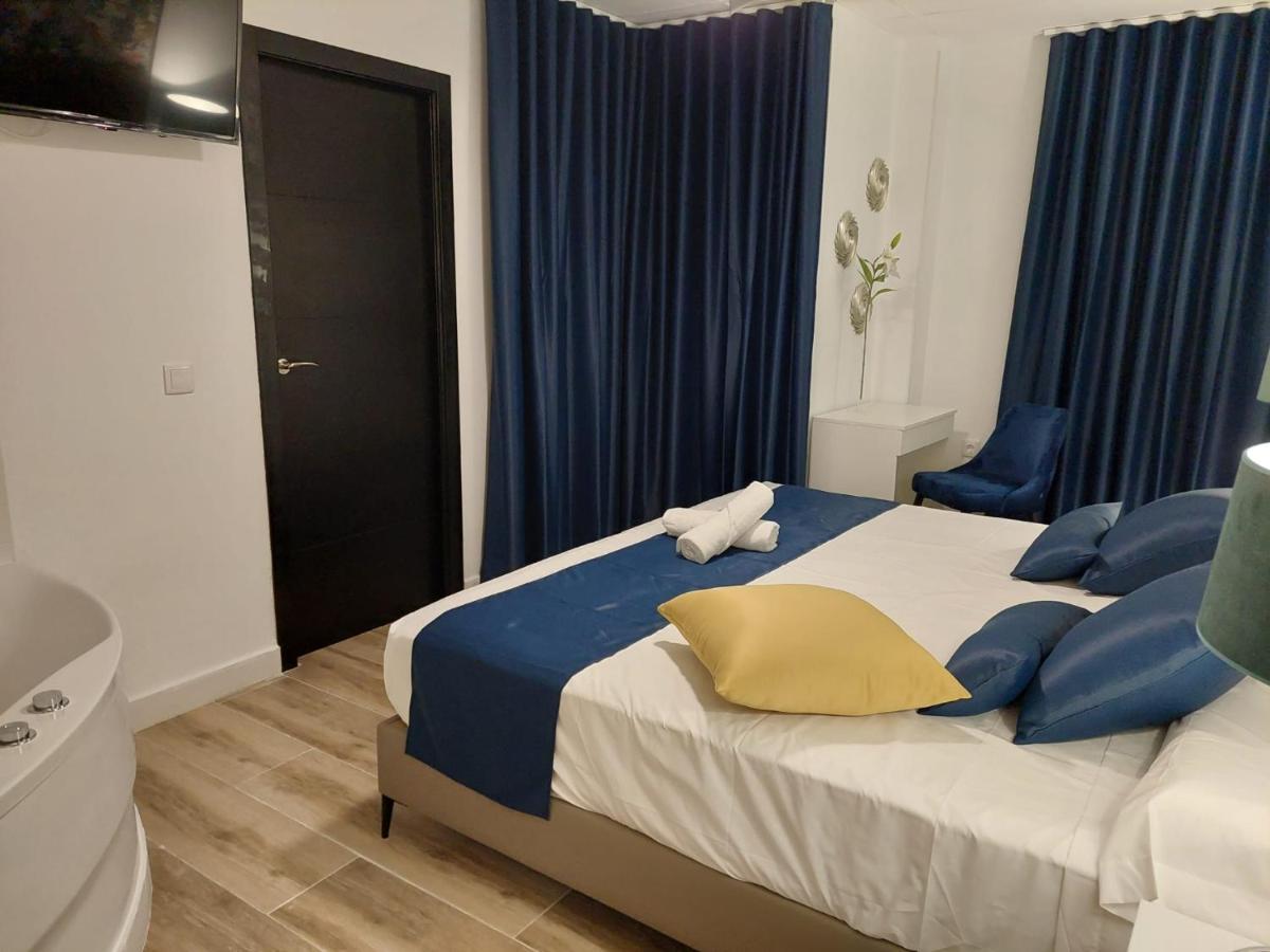 Hostal Garden Rous パイポルタ エクステリア 写真