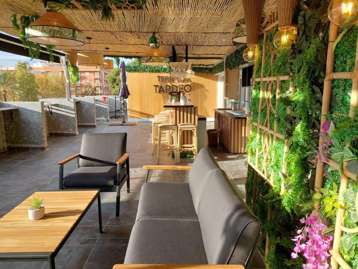 Hostal Garden Rous パイポルタ エクステリア 写真